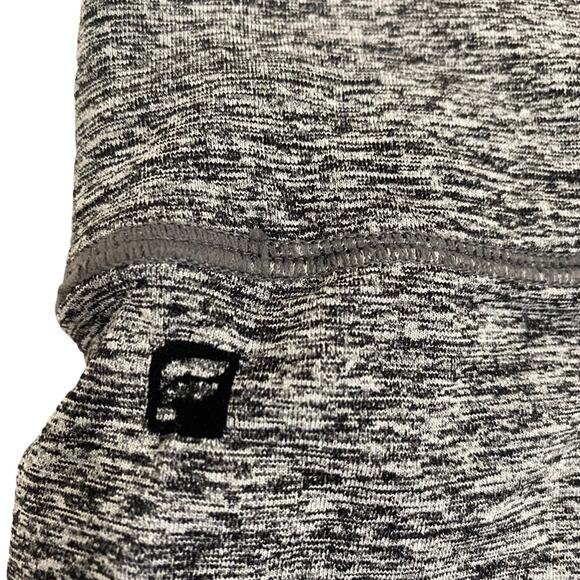 Fabletics Charcoal Heather Gray & Black Seamless Capri Leggings, Size Small - Picture 6 of 12